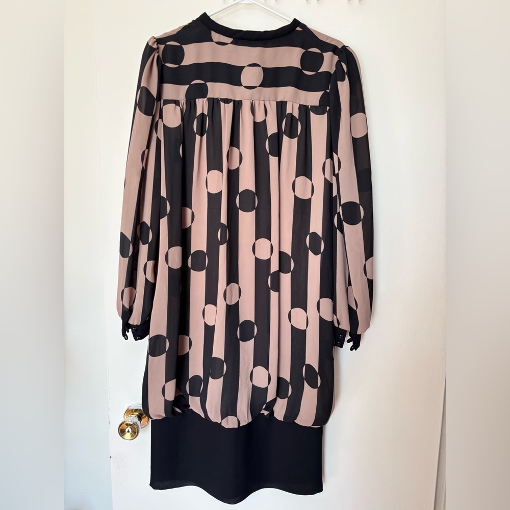 ✨Joseph Ribkoff Vintage Geometric Shift Dress Black & Cream- No Size tag - Picture 10 of 11